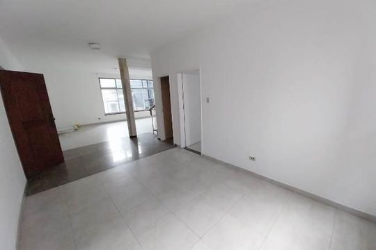 Casa à venda com 3 quartos, 190m² em Vila Congonhas, São Paulo
