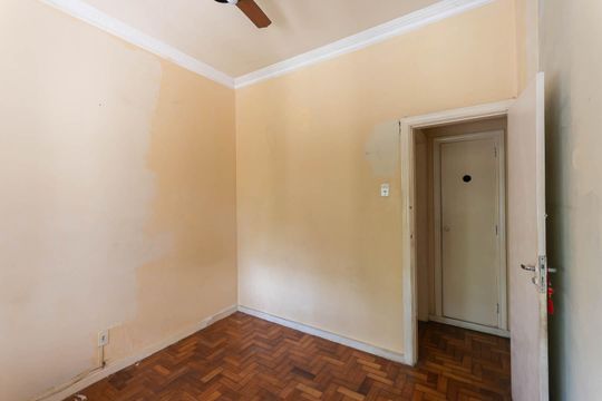 Quarto 1 de apartamento à venda com 3 quartos, 150m² em Estácio, Rio de Janeiro