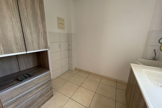 Cozinha de apartamento para alugar com 2 quartos, 50m² em Jardim Primavera, Duque de Caxias