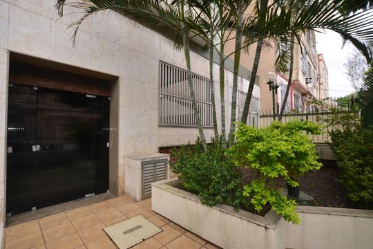 Área comum de apartamento para alugar com 3 quartos, 240m² em Praça Seca, Rio de Janeiro