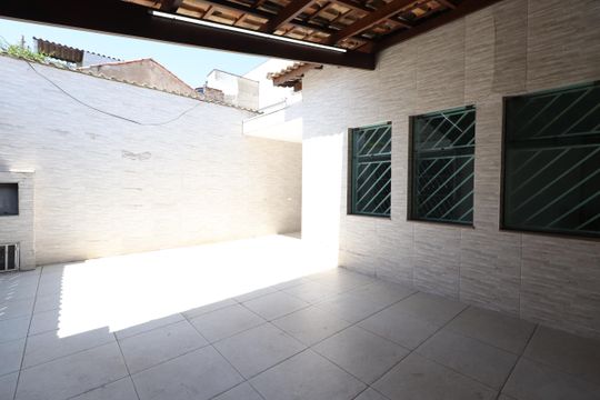 Área comum de casa à venda com 3 quartos, 210m² em Vila Carrão, São Paulo