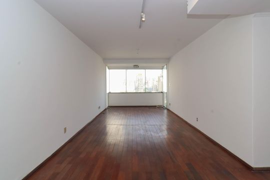 Apartamento para alugar com 3 quartos, 135m² em Jardim Paulista, São Paulo