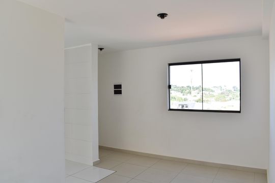 Sala de apartamento para alugar com 2 quartos, 75m² em Jardim das Américas, Curitiba
