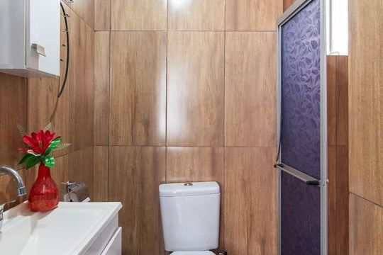 Banheiro 2 de apartamento à venda com 2 quartos, 69m² em Centro Histórico, Porto Alegre