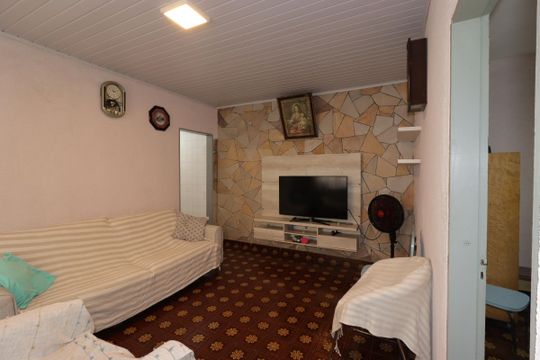 Casa à venda com 2 quartos, 147m² em Parque Central, Santo André