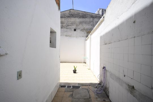 Quintal de casa para alugar com 2 quartos, 160m² em Vila Nair, São Paulo