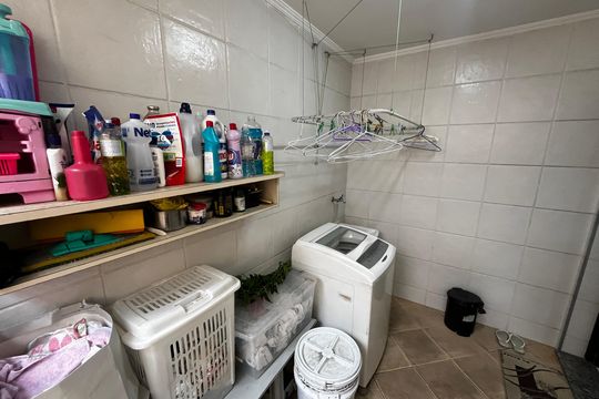 Área de Serviço de casa à venda com 3 quartos, 210m² em Parque Peruche, São Paulo