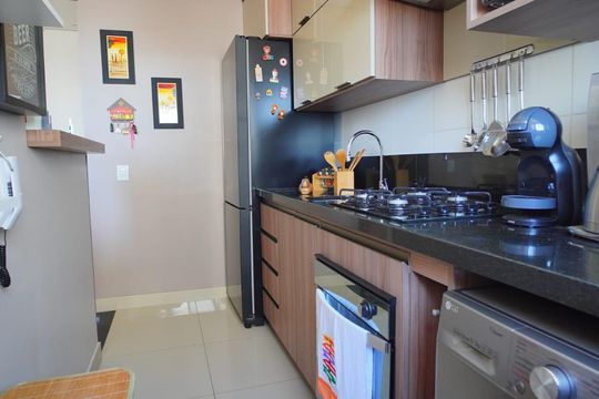 Cozinha de apartamento para alugar com 2 quartos, 48m² em Humaitá, Porto Alegre