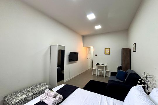 Sala/quarto de apartamento à venda com 1 quarto, 35m² em Copacabana, Rio de Janeiro