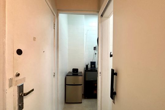 Cozinha de apartamento à venda com 1 quarto, 35m² em Copacabana, Rio de Janeiro