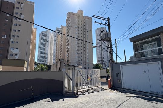Fachada de apartamento para alugar com 2 quartos, 48m² em Vila Goncalves, São Bernardo do Campo