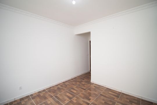 Sala de apartamento para alugar com 2 quartos, 40m² em Moneró, Rio de Janeiro
