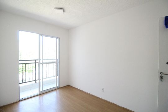 Sala de apartamento à venda com 2 quartos, 44m² em Taquara, Rio de Janeiro
