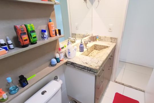 Banheiro Social de apartamento à venda com 4 quartos, 206m² em Freguesia (jacarepaguá), Rio de Janeiro