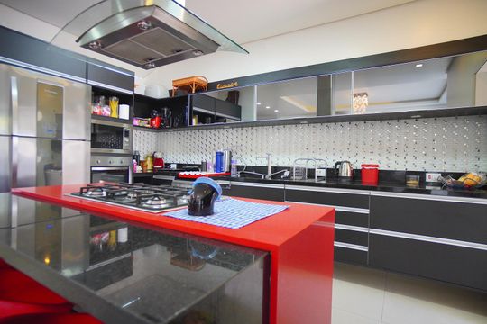 Cozinha de casa de condomínio à venda com 3 quartos, 241m² em Sarandi, Porto Alegre