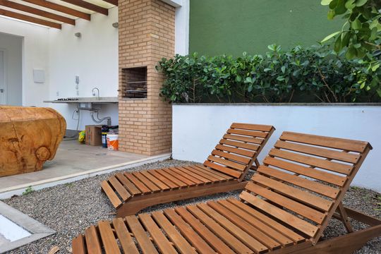 Área Externa de casa de condomínio à venda com 3 quartos, 360m² em Camboinhas, Niterói