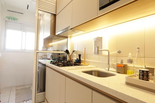 Cozinha de apartamento à venda com 2 quartos, 49m² em Parque Reboucas, São Paulo