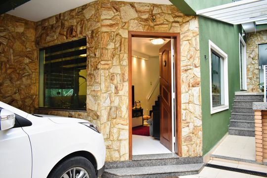 Garagem de casa à venda com 3 quartos, 132m² em Vila da Saúde, São Paulo