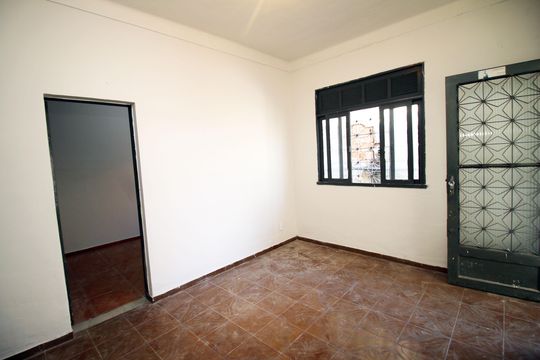 Sala de casa à venda com 3 quartos, 70m² em Vaz Lobo, Rio de Janeiro