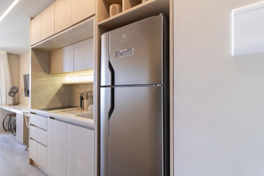 Cozinha  de apartamento para alugar com 1 quarto, 23m² em Campo Belo, São Paulo