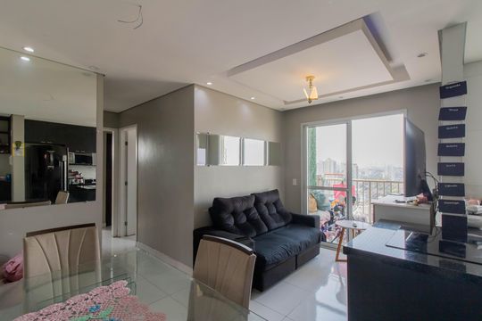 Apartamento à venda com 2 quartos, 56m² em Vila Galvão, Guarulhos