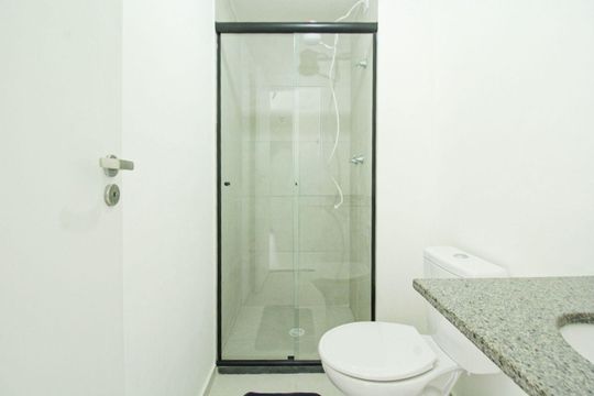 Banheiro de apartamento para alugar com 2 quartos, 35m² em Barra Funda, São Paulo