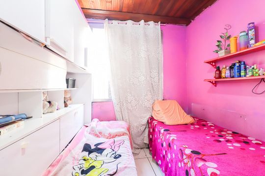 Quarto 1 de apartamento para alugar com 2 quartos, 46m² em Itaquera, São Paulo