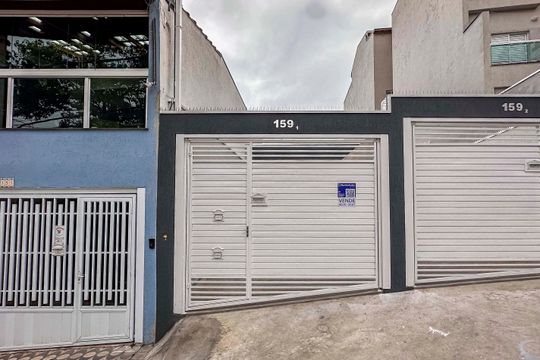 Fachada de casa à venda com 3 quartos, 77m² em Vila Francisco Matarazzo, Santo André