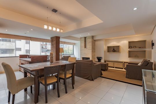 Apartamento à venda com 2 quartos, 137m² em Petrópolis, Porto Alegre