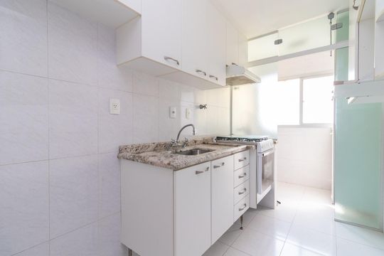 Cozinha de apartamento à venda com 2 quartos, 50m² em Vila Ré, São Paulo