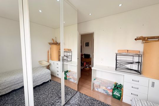 Quarto de apartamento à venda com 2 quartos, 79m² em Engordadouro, Jundiaí