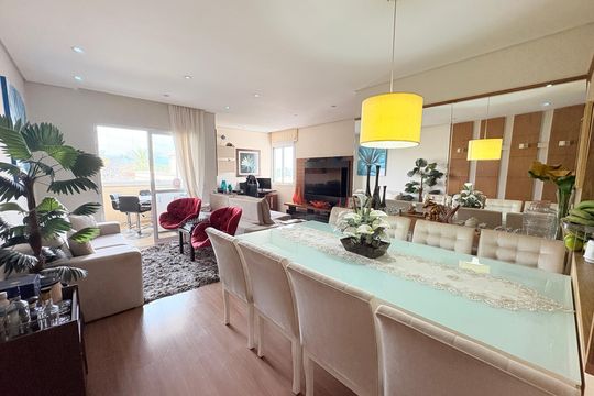 Apartamento à venda com 2 quartos, 79m² em Engordadouro, Jundiaí