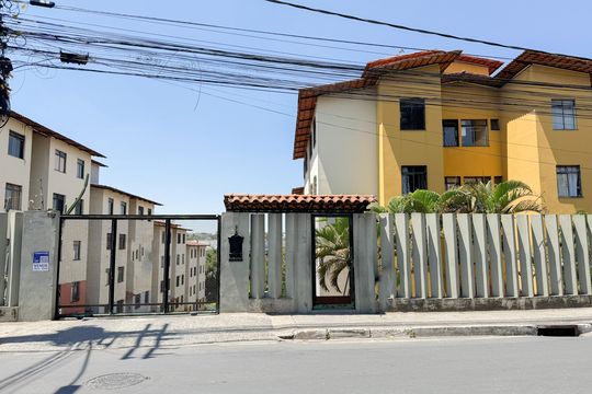 Fachada de apartamento à venda com 2 quartos, 42m² em Centro, Contagem