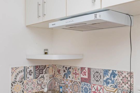 Cozinha de kitnet/studio à venda com 1 quarto, 32m² em Aclimação, São Paulo