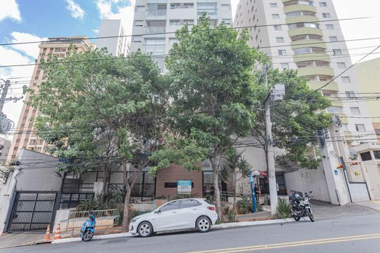 Fachada de kitnet/studio à venda com 1 quarto, 32m² em Aclimação, São Paulo