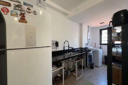 Cozinha de apartamento à venda com 2 quartos, 48m² em Campestre, Santo André