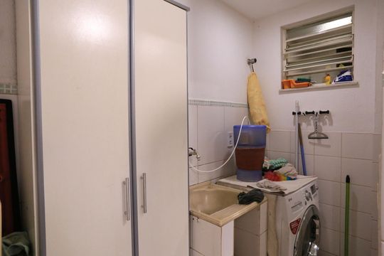 Churrasqueira e Área de Serviço de casa à venda com 2 quartos, 62m² em Fernão Dias, Belo Horizonte