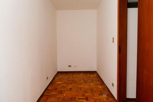 Quarto 2 de casa à venda com 3 quartos, 160m² em Alto de Pinheiros, São Paulo