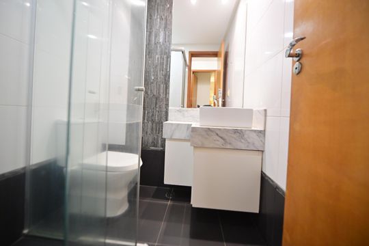 Banheiro Social de apartamento para alugar com 2 quartos, 58m² em Jardim América, Goiânia