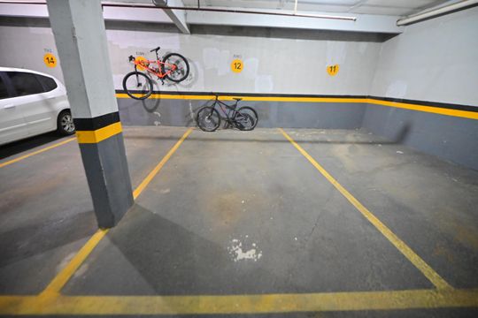 Garagem de apartamento para alugar com 2 quartos, 58m² em Jardim América, Goiânia