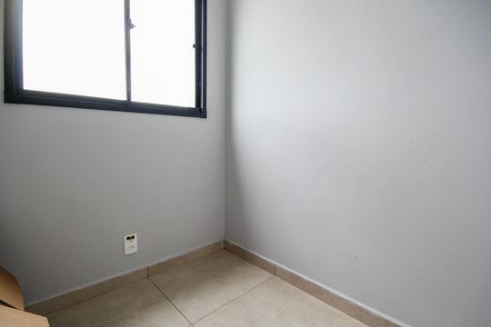 Quarto 1 de apartamento para alugar com 2 quartos, 44m² em Vila Albertina, São Paulo