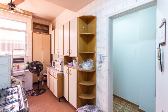 Cozinha  de apartamento à venda com 1 quarto, 60m² em Engenho Novo, Rio de Janeiro