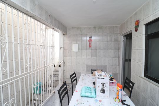 Área Externa de casa para alugar com 3 quartos, 90m² em Jardim Carioca, Rio de Janeiro
