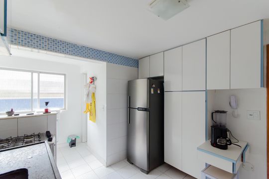 Cozinha de apartamento à venda com 3 quartos, 108m² em Vila Mariana, São Paulo