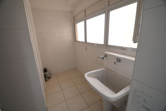 Área de Serviço de apartamento à venda com 3 quartos, 137m² em Loteamento Alphaville Campinas, Campinas