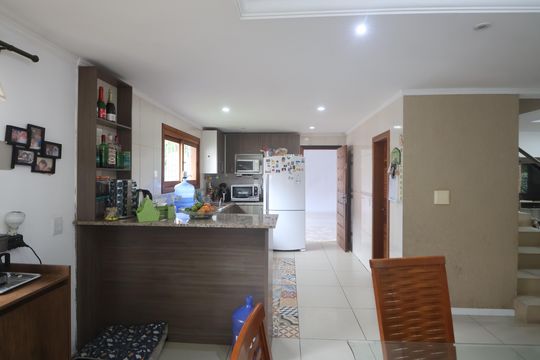 Cozinha de casa à venda com 5 quartos, 350m² em Nossa Senhora das Gracas, Canoas
