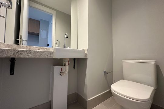 Banheiro Social de apartamento à venda com 1 quarto, 45m² em Perdizes, São Paulo