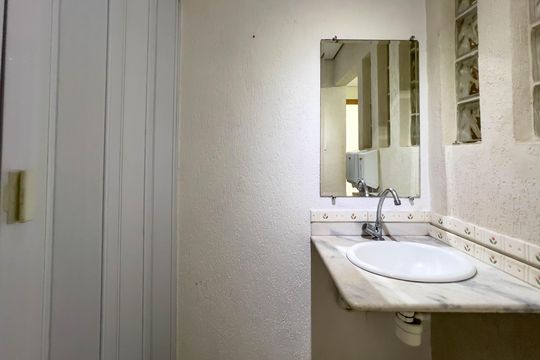 Banheiro de casa para alugar com 2 quartos, 125m² em Vila Mariana, São Paulo