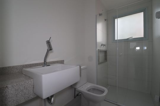 Banheiro da Suíte 3 de apartamento à venda com 4 quartos, 185m² em Jardim, Santo André