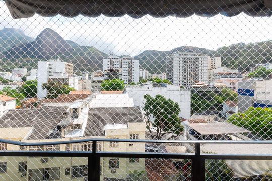 Varanda de apartamento à venda com 3 quartos, 126m² em Grajaú, Rio de Janeiro